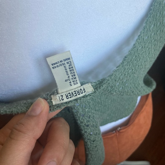 Forever 21 crochet green top - Picture 3 of 3